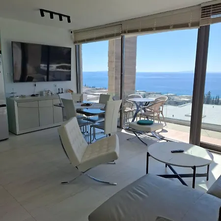 Sea View Apartment, Olea
